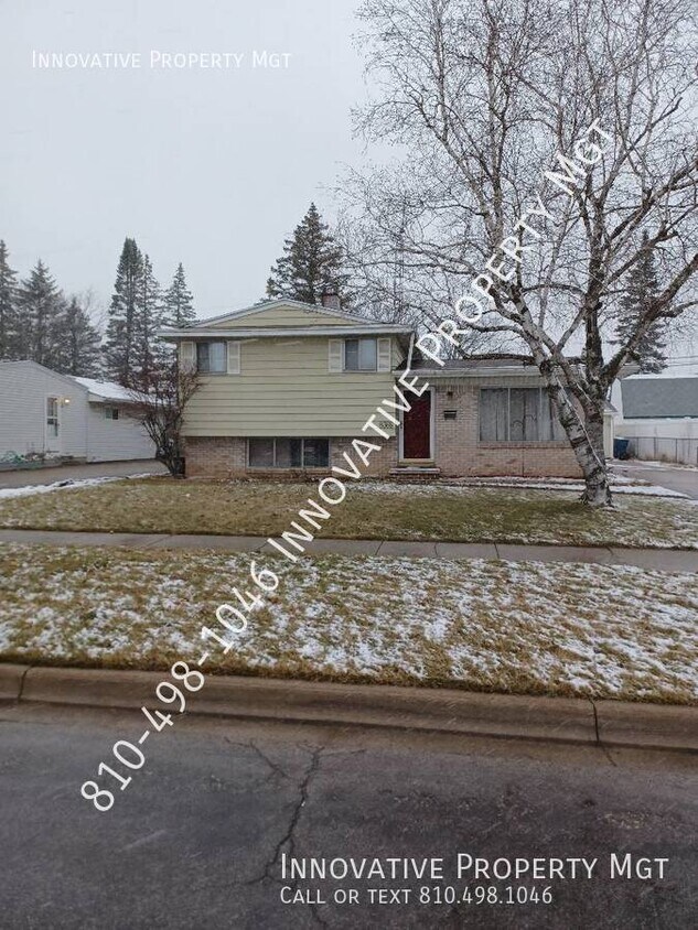 Primary Photo - Tri-level Home in Swartz Creek! Schedule a...