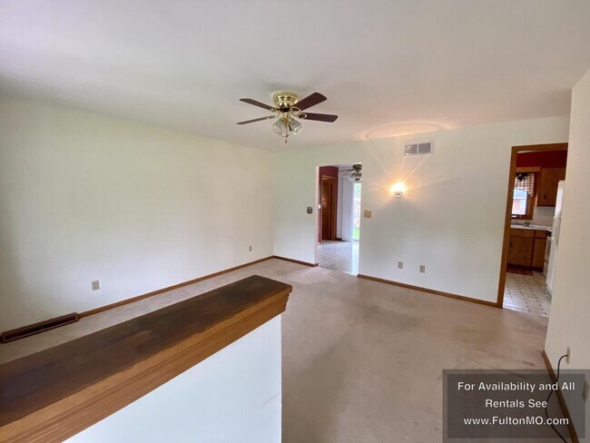 Building Photo - 1008 N Kentucky