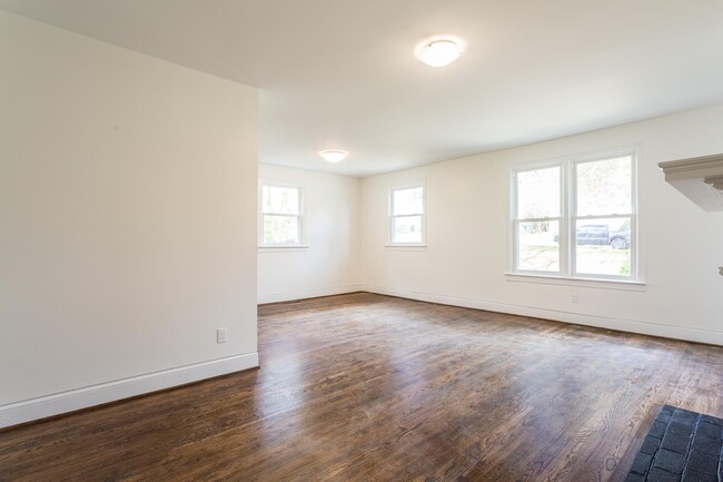Building Photo - 2101 Ruffin St