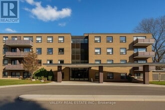 Building Photo - 1002 Lawrence Ave E
