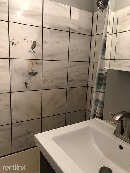 Building Photo - 132 W 1st Ave