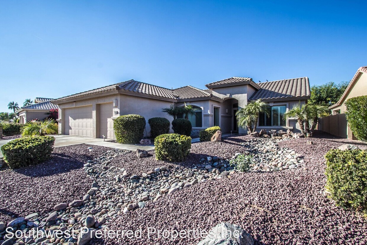 2 br, 2 bath House 16038 W Windsor Ave House Rental in Goodyear, AZ