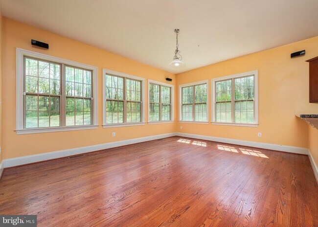 Foto del edificio - 12878 Lime Kiln Rd