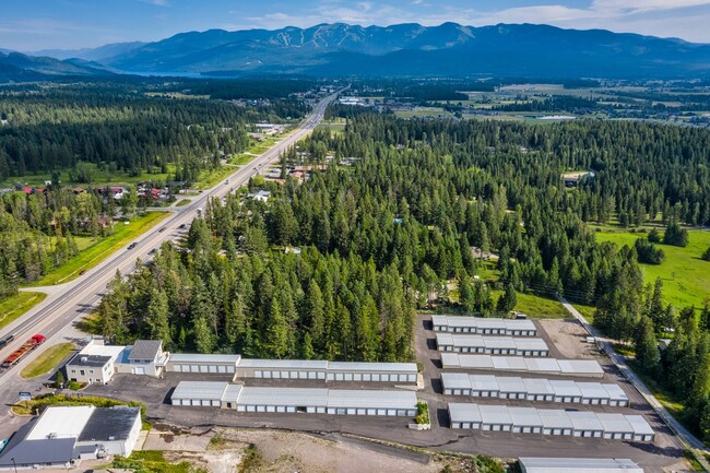 Foto del edificio - Whitefish Self Storage