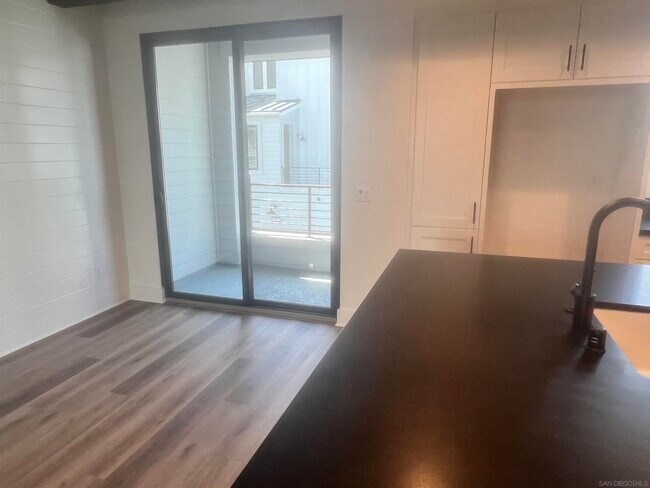 Building Photo - 1301 Bergamo Pl