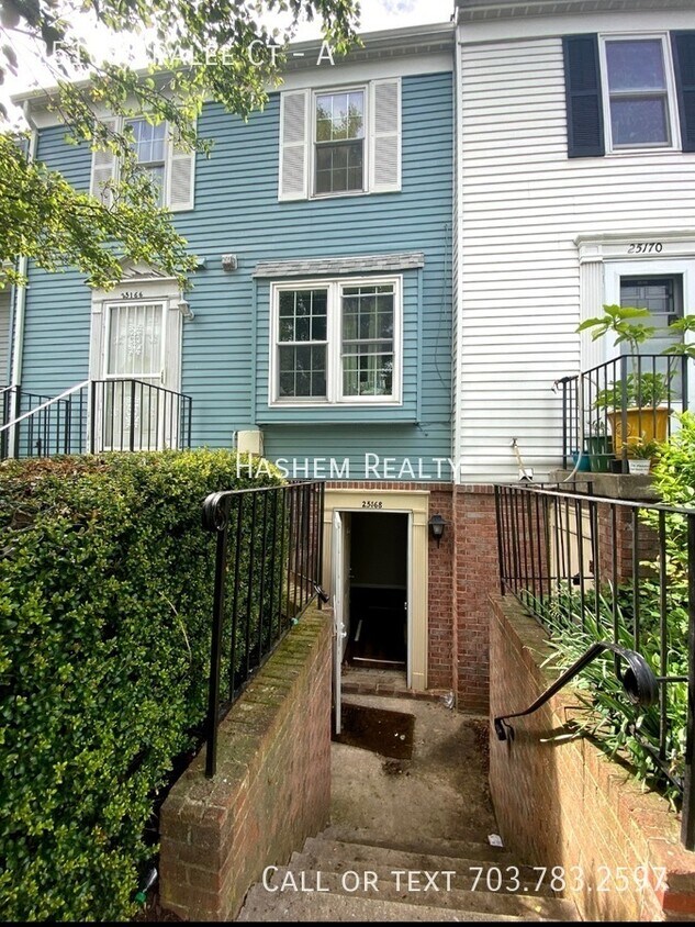 Lovely Renovated 2 Bedroom 1 Bath Condo Av... Condo for Rent in