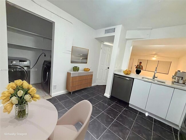 Photo - 4045 NW 19th St Townhome