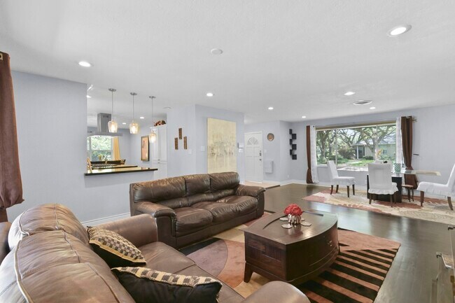 Foto del edificio - 3123 Deal St