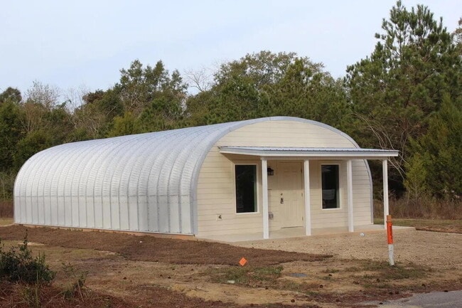 Building Photo - 54 Davis St