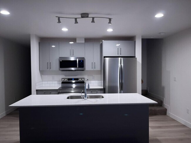 Foto del edificio - 415 Malhi Ln