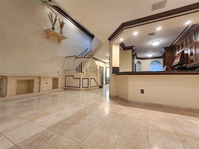 Building Photo - 21028 NE 34th Ct