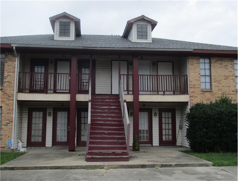 Primary Photo - 204 Cantal Dr