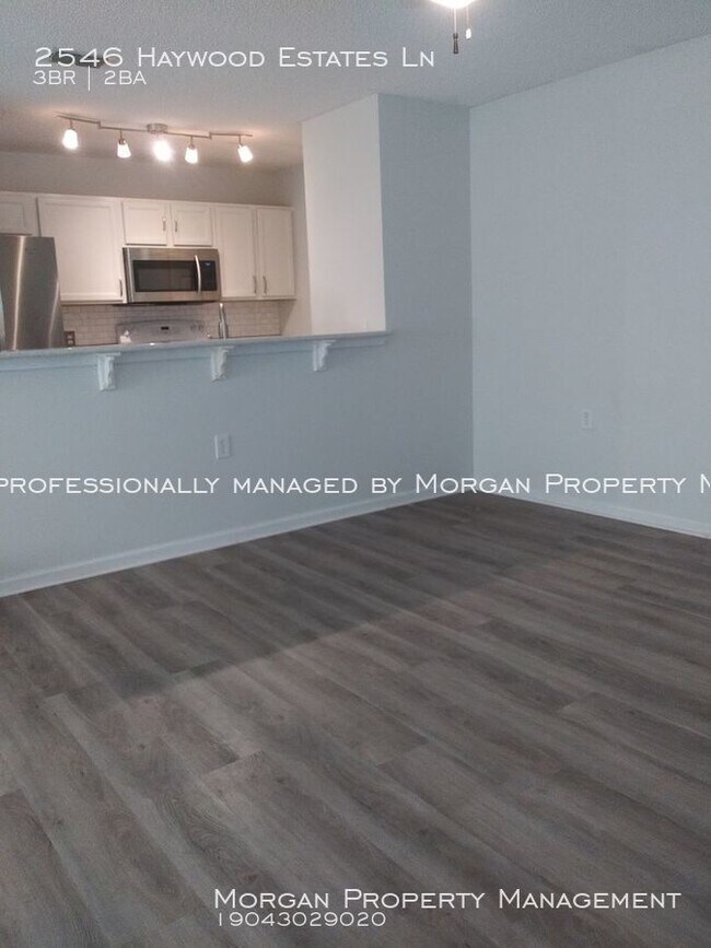 Foto del edificio - 2546 Haywood Estates Ln