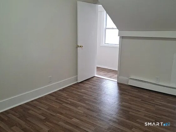 Building Photo - 65 Twiss St