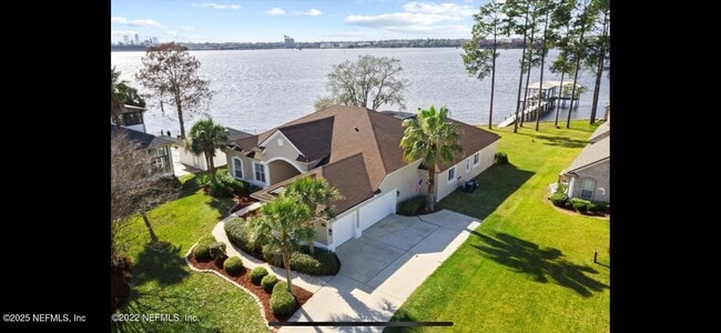 Building Photo - 4911 Toproyal Ln