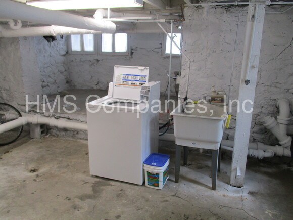 Building Photo - Studio Apartment #8 - $465