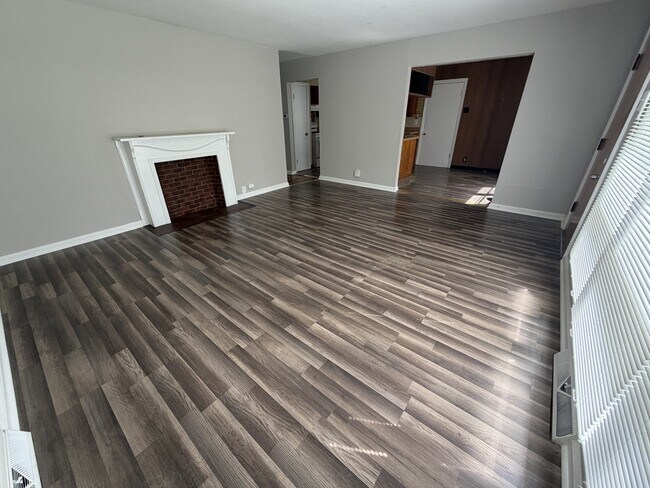 Building Photo - 6150 Dupree Ave