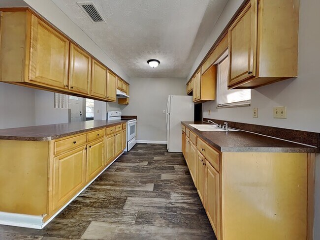 Foto del edificio - 8349 Pembrook Ct