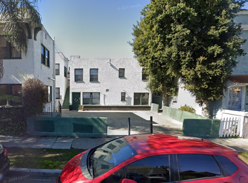 Primary Photo - 2033 E 4th St