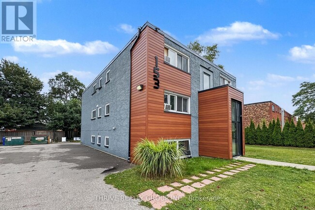 Building Photo - 153-153 Godfrey Dr