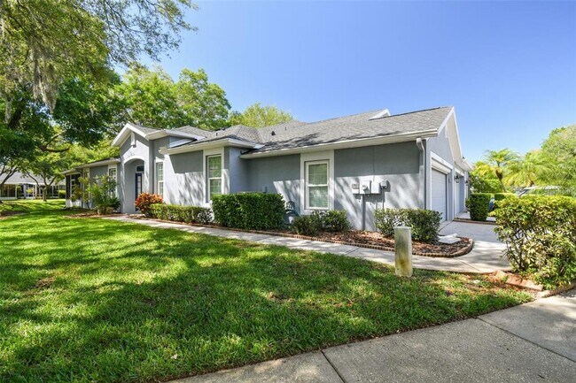 Building Photo - 10716 Ashford Oaks Dr