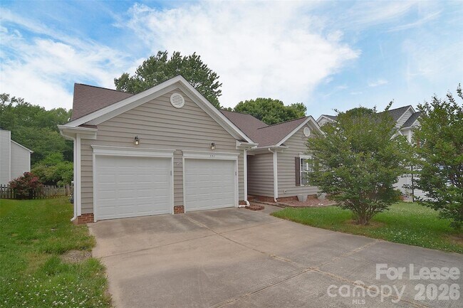 Foto del edificio - 550 Carlisle Dr