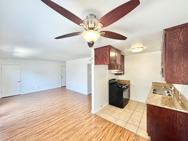 Building Photo - 10206 Independence Ave