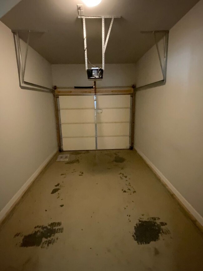 Foto del edificio - Great 2bd 2.5ba Townhome in Germantown