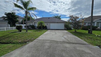 Building Photo - 1905 Myakka Ct