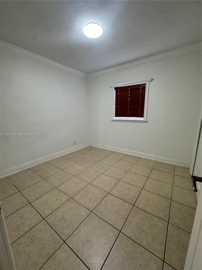 Foto del edificio - 551 E 60th St