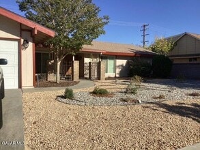 Building Photo - 43922 Fenner Ave