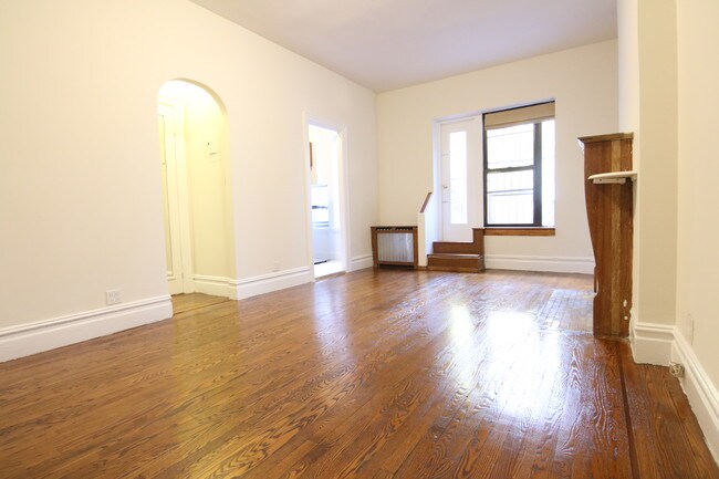 Foto del edificio - 224 W 72nd St