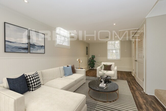 Foto del edificio - 476 Rural Hill Rd