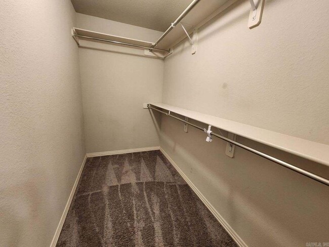 Foto del edificio - 1618 Lil Larry Dr