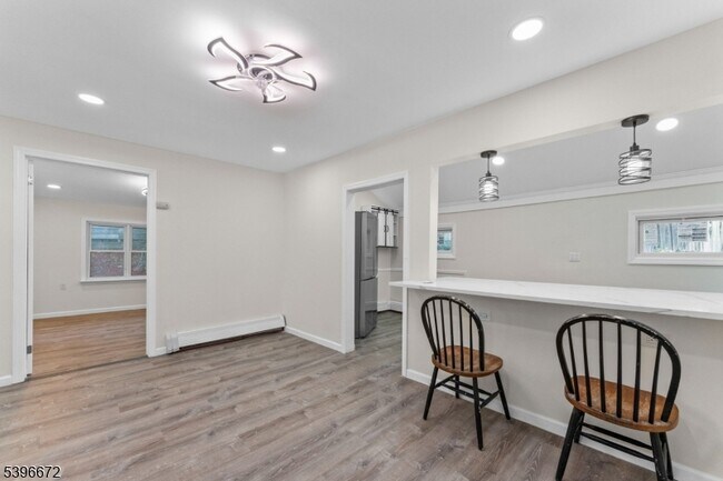 Foto del edificio - 113 Rt560