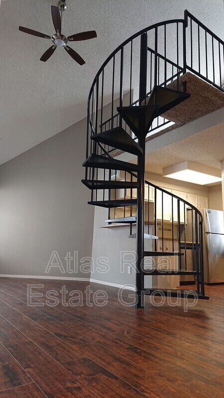 Foto del edificio - 13823 E Lehigh Ave