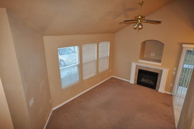 Building Photo - 1490 W Bonneville Cir
