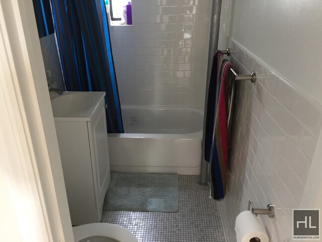 Building Photo - 3432 91st St