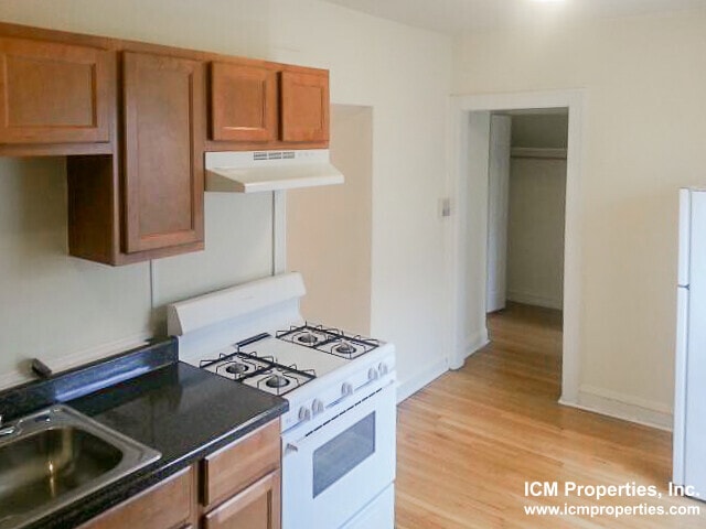 Foto del edificio - 5921 N Paulina St