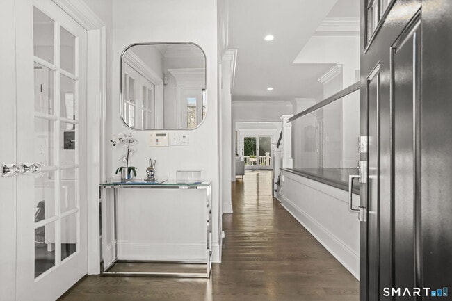 Foto del edificio - 228 Eastlawn St