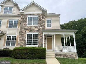 Building Photo - 3639 Glouster Dr