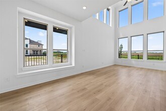 Building Photo - 16739 Lake Austin St