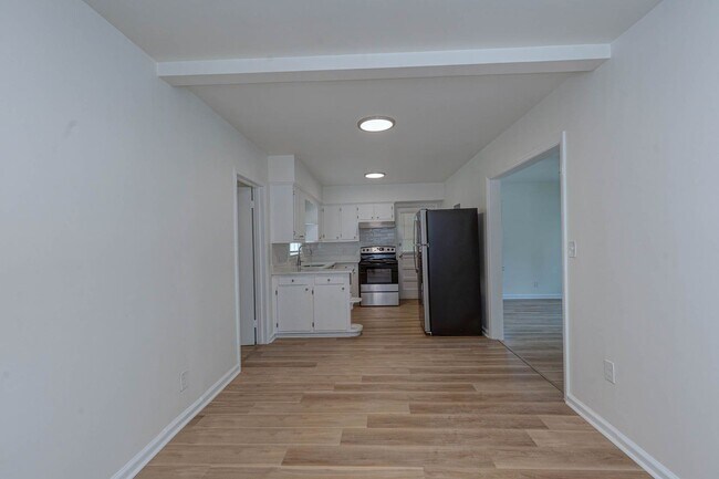 Foto del edificio - 2864 Hawthorne Dr