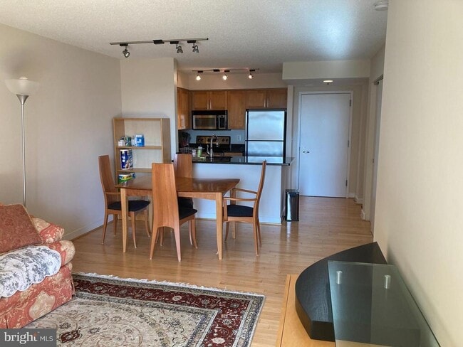 Building Photo - 7500 Woodmont Ave