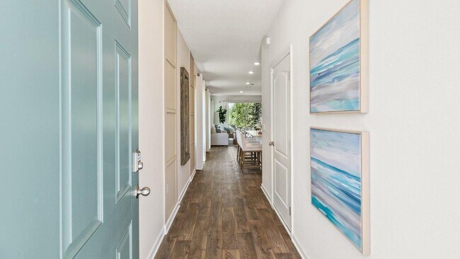 Foto del edificio - PRE-LEASING - NEW 2026 VILLA CONSTRUCTION!! 3/2.5/1 with premium finishes in the a new developmen...
