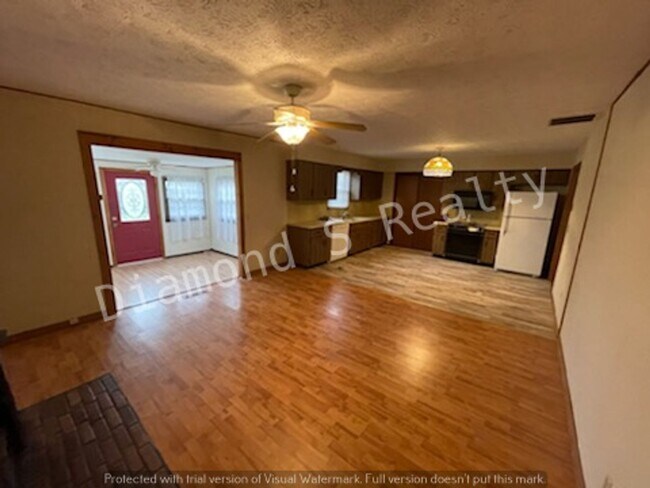 Foto del edificio - 3 Bedroom Home In Nice, Established Neighborhood