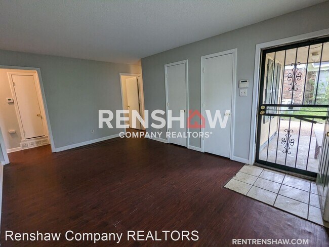 Foto del edificio - 3 br, 1 bath House - 4522 Sugar Creek Rd