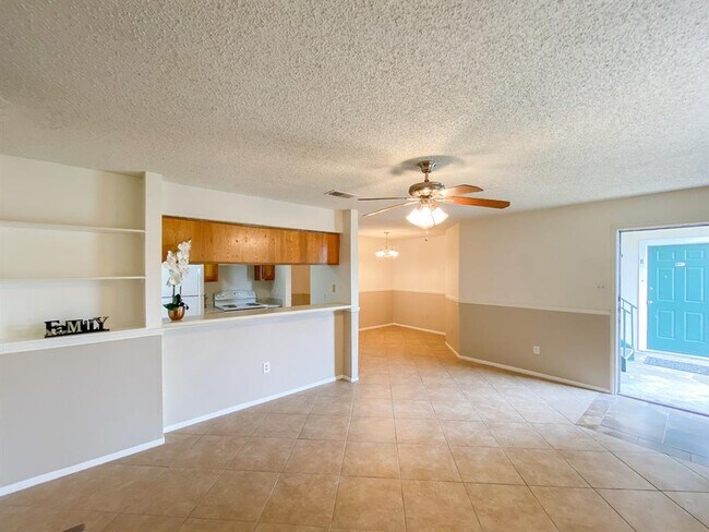 Building Photo - 1312 Brenda Ln