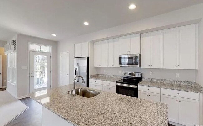 Foto del edificio - 6102 Pricket Rd