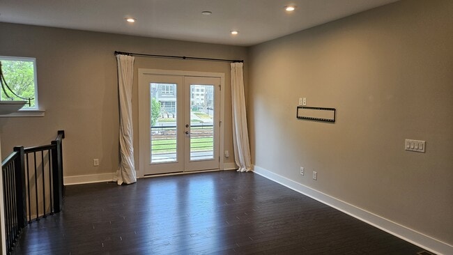 Building Photo - 3740 Sky Haven Dr